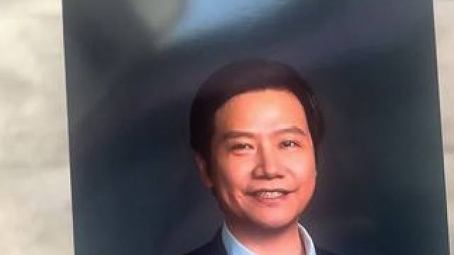 万众期待的雷布斯来啦aryouok #原创视频 #搞笑视频 #意想不到的结局 #随拍 #剧情演绎