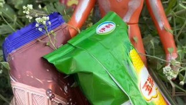 贝利亚又在欺负格丽乔奥特曼快来一起看看怎么回事吧#儿童玩具 #奥特曼 #儿童乐趣