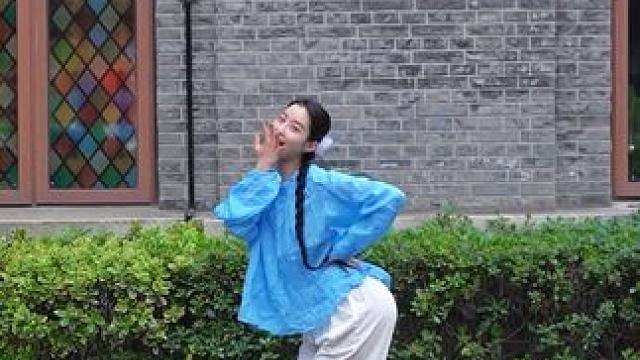 可可爱爱的《怎叹》 #怎叹 #户外舞蹈 #一学就会系列 #怎叹舞蹈