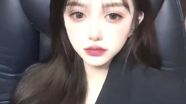 你说我的手好小 我说打你脸刚刚好