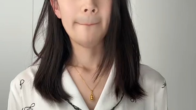 手语变装