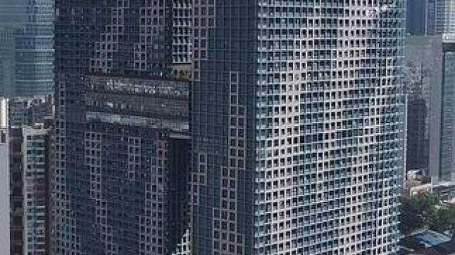 广东佛山最大的网红公寓，密密麻麻的格子间似蜂窝，让人惊叹不已！#旅行推荐官 #广东佛山 #公寓 #内