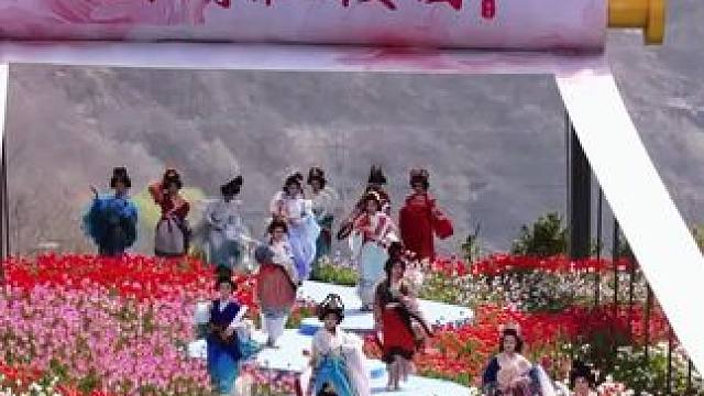 #去宝泉来一场春日踏青局 我承认真的被美到失语了！#一步走入宝泉现实版山河社稷图 #宝泉山河社稷图上