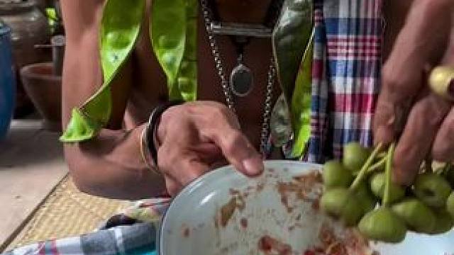 泰国特色美食 #我的农村生活 #舌尖上的味道 #东南亚美食 #把家乡的味道分享给大家 #泰国主播吃美