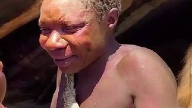 买敢吃吗？艾特你的朋友一起！ #科普 #哈扎比部落