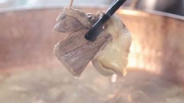 又出来吃吃喝喝了，今天吃羊肉喔 #日常vlog #美食vlog #生活的烟火气息 #好好吃饭好好生活