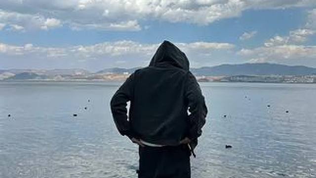 #永恒燃烧的羽翼带我脱离凡间的沉沦