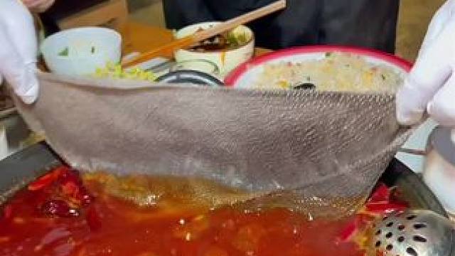 忙碌的生活里，快安排一顿美味犒劳一下自己吧，九杯叙市井火锅，用麻辣鲜香，满足你的味蕾，现在团购活动6