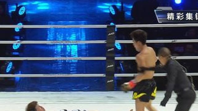 日本选手场上太嚣张，多次挑衅，中国小伙平勾拳KO霸气回击！#峨眉传奇 #搏击 #体育 #格斗