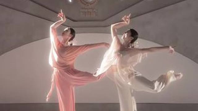 城北的花开了几个冬夏 城南的你还好吗 #城北的花又开了 #原创编舞 #浅跳一下 