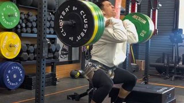 维持训练，高翻100-120kg，明天长视频预告，线索指引“耀光，净蚀，蜂刺” 你猜到了吗？#体能训