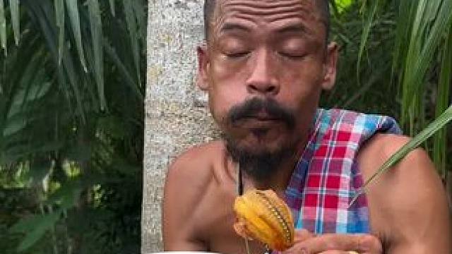 泰国大叔 #东南亚美食 #内容启发搜索 #舌尖上的味道 #我的农村生活 #爱生活爱美食