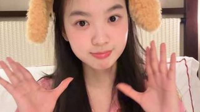 饼饼酱!!!• ᴥ.-