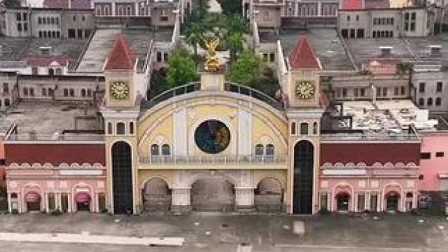 广东佛山最大的烂尾商场，至今无人问津！，你知道其因吗？#佛山 #旅行推荐官 #广东佛山 #城市建设