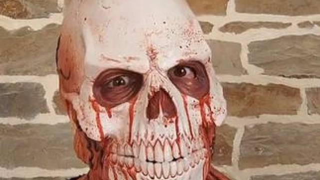 面具下的男人 #恶魔面具 #假面具 #面具