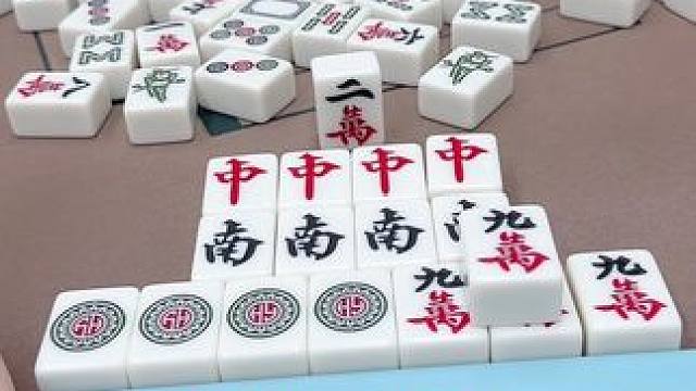 #微乐四川麻将移动版  #这是高手 #小麻将解心宽 #打麻将