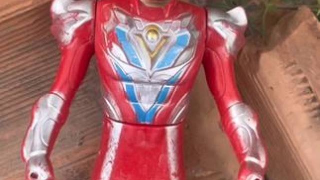 听到有人说赛罗奥特曼被抓走了快来看看怎么回事#奥特曼玩具 #儿童玩具 #奥特曼