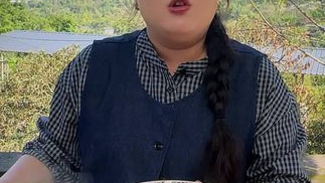 煮重庆小面高汤不是重点，调料才是灵魂！#妈呀太香了 #嘎嘎好吃 #重庆美食 #小面调料