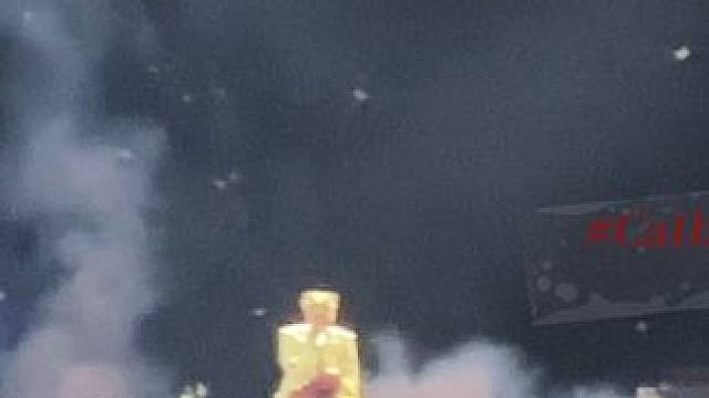 那xx 又一首我的最爱结束这个春暖花开的三月
#权志龙 #gdragon #万人合唱 #vip