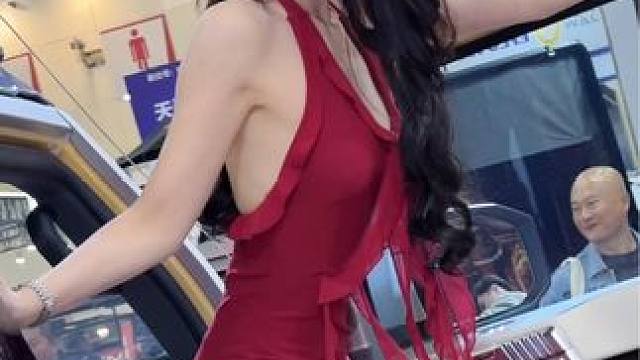 遇见你我很开心#车展现场 #车模之家