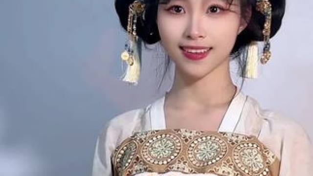 发网都拯救不了我的炸毛 #汉服妆造 #国风 #汉服发型教程 #唐风发型