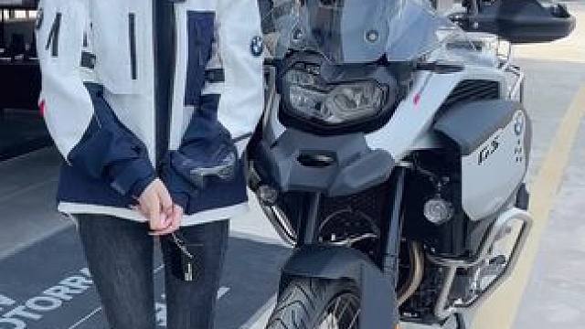 900到店，欢迎品鉴
#宝马900GSADV #摩托车 #机车 #骑行 #越野摩托车