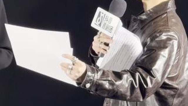 #李泽锋马伯骞下颌线版土味情话  马伯骞现场下颌线版土味情话笑疯了 哈哈哈哈哈#有你的时光里 #有你