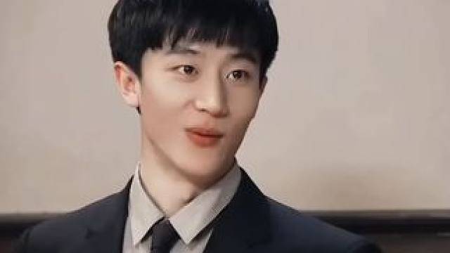 给人一种又坏又乖的感觉bo #黄轩 #帅哥