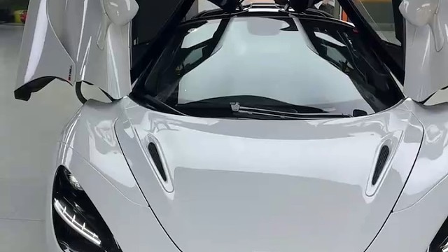 每个男孩都应该有个超跑梦。