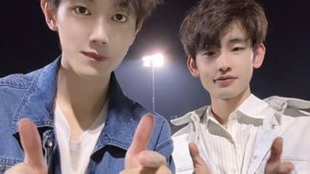 怎么会有人三十岁还这么嫩 