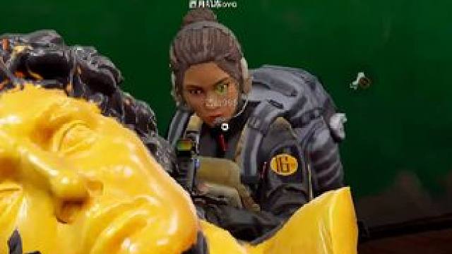 “队友我可以拿着你的大金录个屏吗？”
