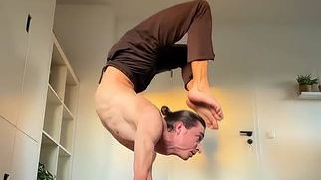 瑜伽基础体式的重要性 #瑜伽 #我的瑜伽日记 #手倒立 #瑜伽倒立