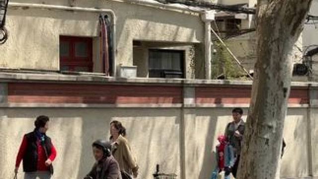 上海还是太超前辣#偶遇#机器人