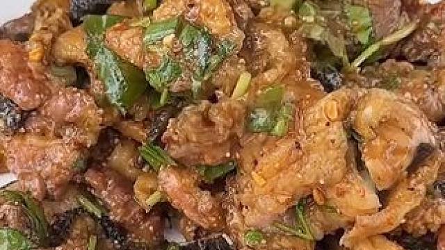 半熟拌牛杂 #美食 #内容启发搜索 #泰国美食 #户外美食