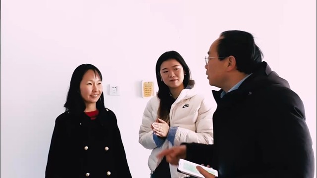 龙吴路李老师开工大吉.老师经过12家装修公司比较最终选择曼城。透明装修在曼城轻松装好您的家。#美嘉雅