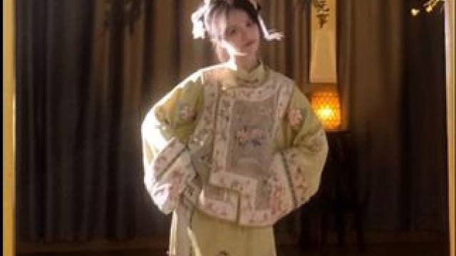 “有一个姑娘，她有一些任性～” #古典舞 #国风古韵 #向全世界展示中国舞 #国风合伙人