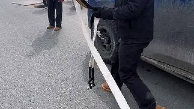 路上遇到的事情太多了！#自驾游 #旅行 #西藏