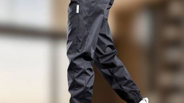 2025春季新款黑色潮牌宽松束脚裤 #百搭裤子 #男士休闲裤 #显高显瘦显腿长   #工装裤 #谁穿谁好看