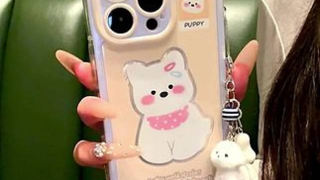 感觉西高地狗狗在发光哎～这个手机壳真的长在我的心巴上了～  #这个手机壳真的长在我心巴上了 #西高地