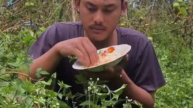 户外野餐新鲜野菜 #野菜 #东南亚特色美食 #内容启发搜索