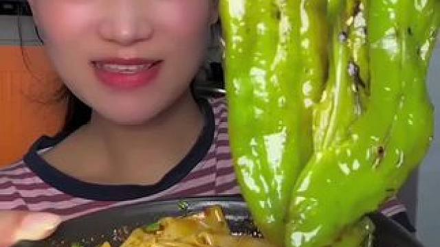 #爱吃面条的试试这个做法 #美食分享