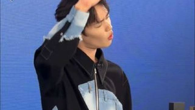 要不说 柯淳是那种自己能和自己玩一天的人呢#柯淳 #粉底液