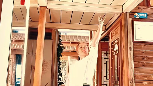 给你温暖，给你爱，欢迎来到中国！甲亢哥！