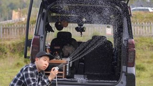 户外露营洗澡难的问题终于解决了 #户外露营 #床车生活 #FLEXTAILGEAR#露营装备#春季露