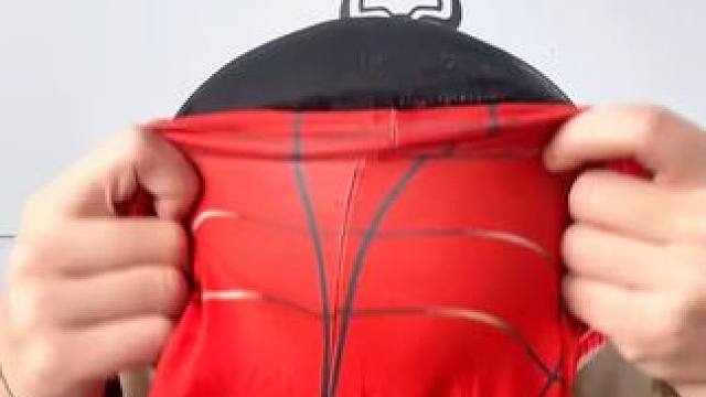 没有男生会拒绝这么酷的蜘蛛侠头套吧~ #有男生会拒绝这个玩具吗 #酷炫