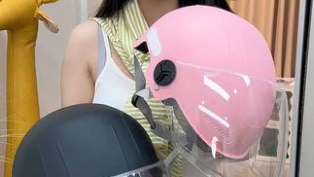 #电动车头盔 #戴头盔骑车  #夏季遮阳帽   #头盔   #安全驾驶文明出行