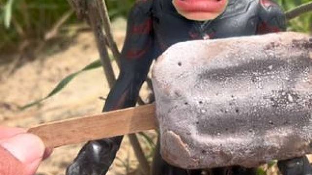 贝利亚又在欺负格丽乔奥特曼还抢走了她的雪糕#儿童玩具 #奥特曼 #儿童乐趣