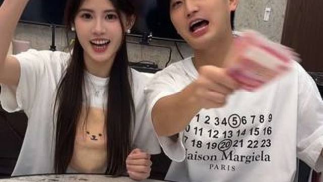 题目一出 满嘴国粹 #情侣日常