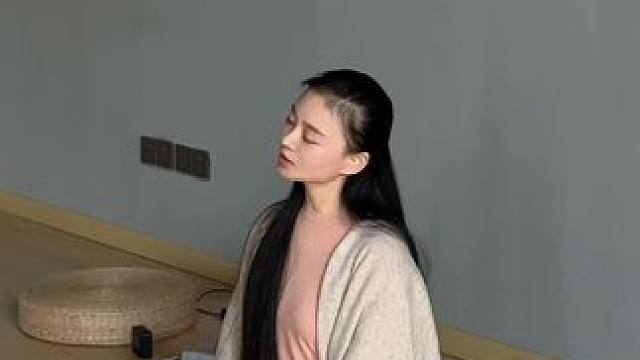 【瀞课堂】“柔软的人在瑜伽里找到力量，刚强的人 在瑜伽里找到柔软，紧张的人在瑜伽里找到放松，怨恨的人