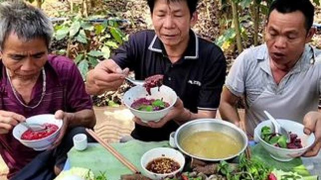 越南特色美食 #越南美食 #把家乡的味道分享给大家 #农村美食记录生活 #舌尖上的味道 #内容启发搜